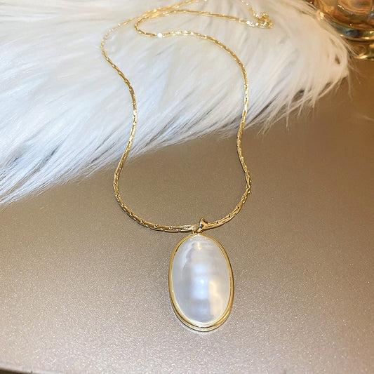 Oval Pearl Necklace for Women Jewelry French Fashion New Style Luxury Collar Chain Necklaces