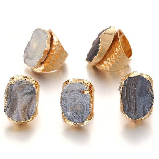Irregular natural crystal cluster ring with crystal raw stone edge inlaid with natural stone gold-plated exaggerated jewelry